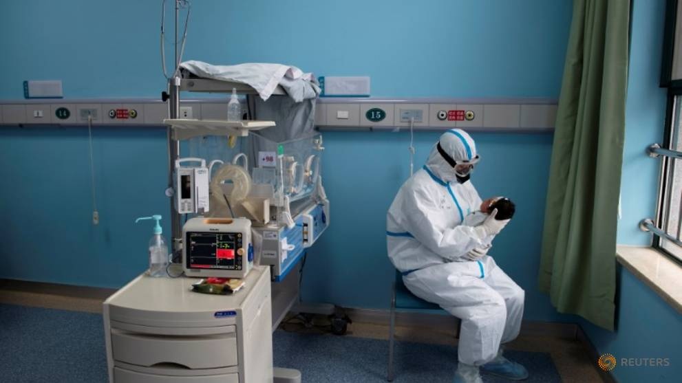 Ca benh nhap khau tang o TQ giua luc du hoc sinh do ve hinh anh