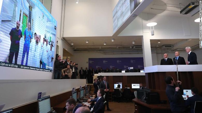 Covid-19 tai Nga anh 2