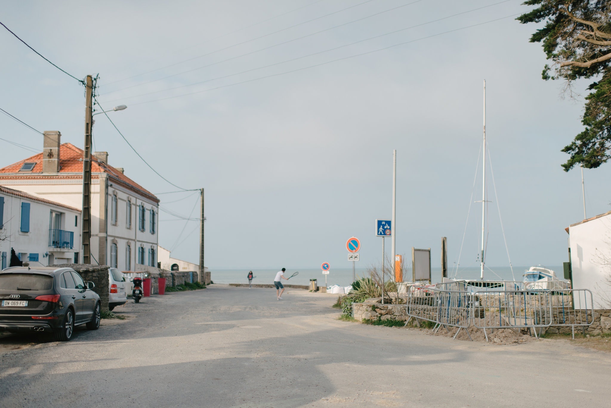 nguoi giau chau Au tranh dich anh 5