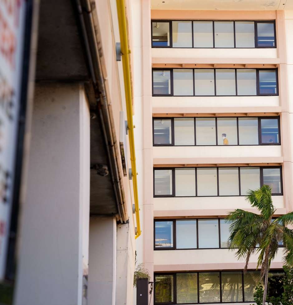 dich tren tau san bay anh 11