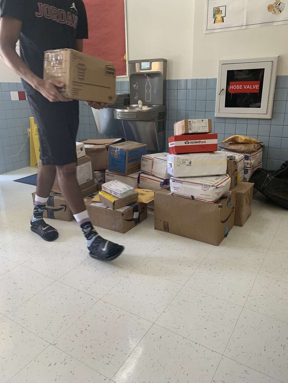 dich tren tau san bay anh 9