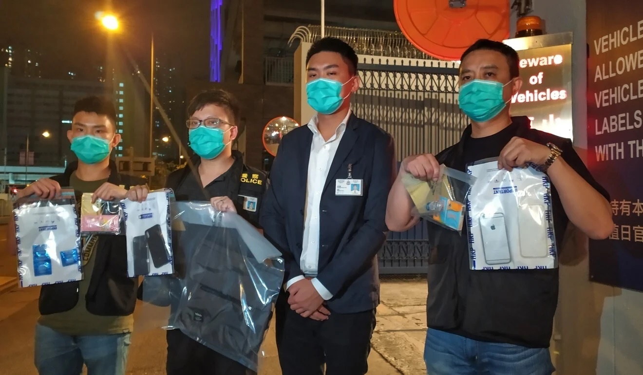 Bat ke dung bay anh khoa than de ep thieu nu doi tinh hinh anh