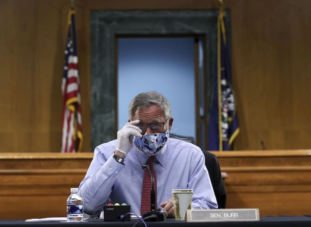 Thuong nghi si tu chuc anh 1