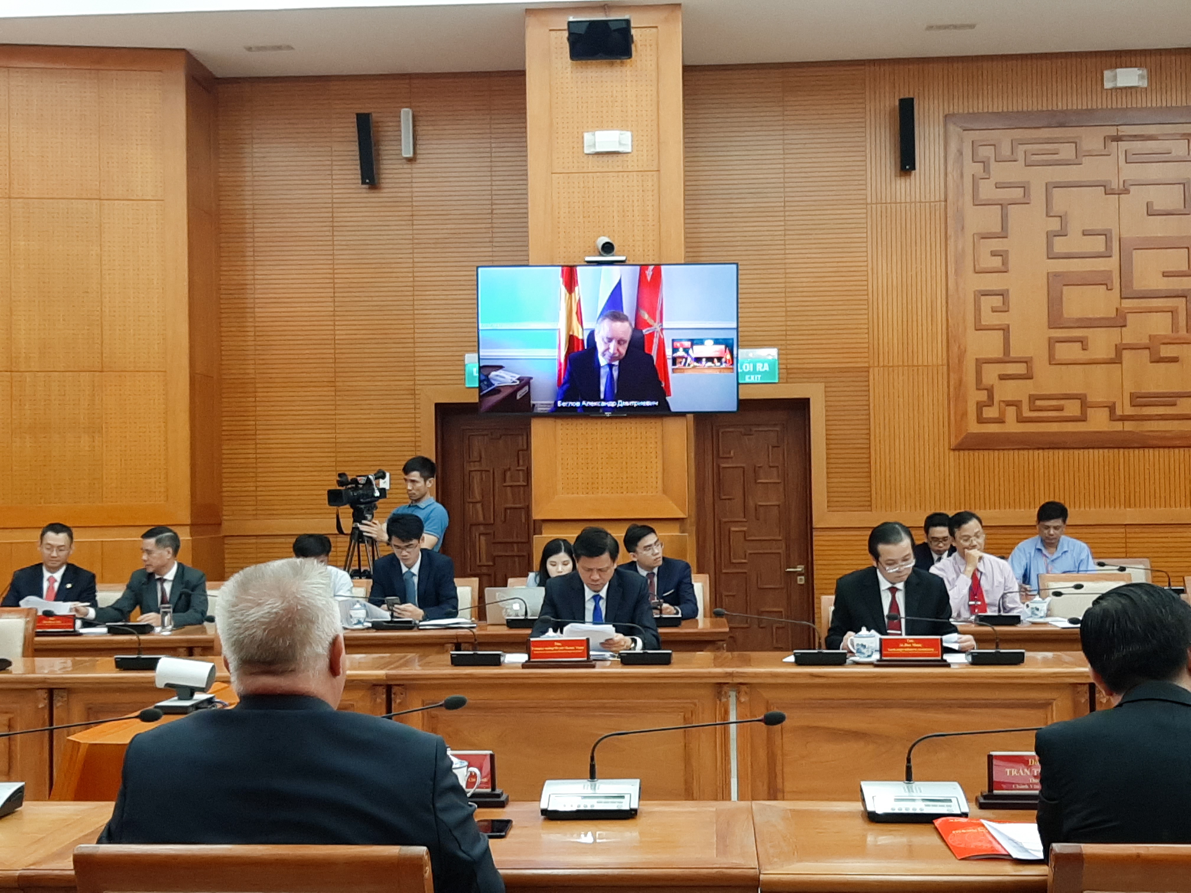 hoa si Nga ve tranh Bac anh 3