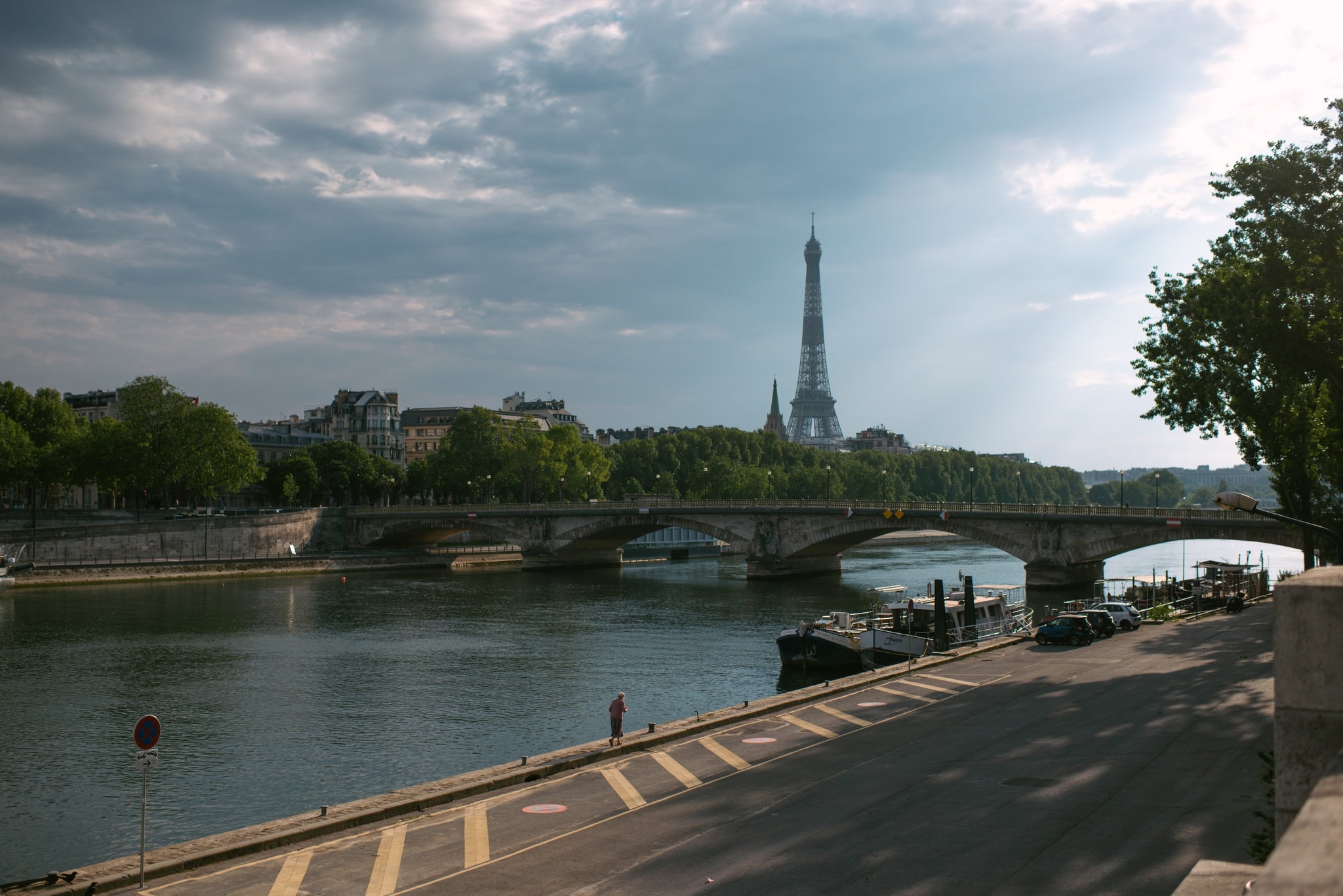 Phap chong dich anh 9