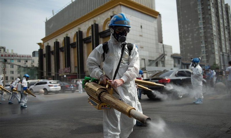 Bac Kinh huy 1.255 chuyen bay vi dich dien bien phuc tap hinh anh