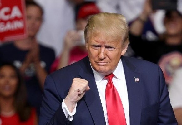 TT Trump duoc tang cuong bao ve chong dich du khuyen khich mo cua hinh anh