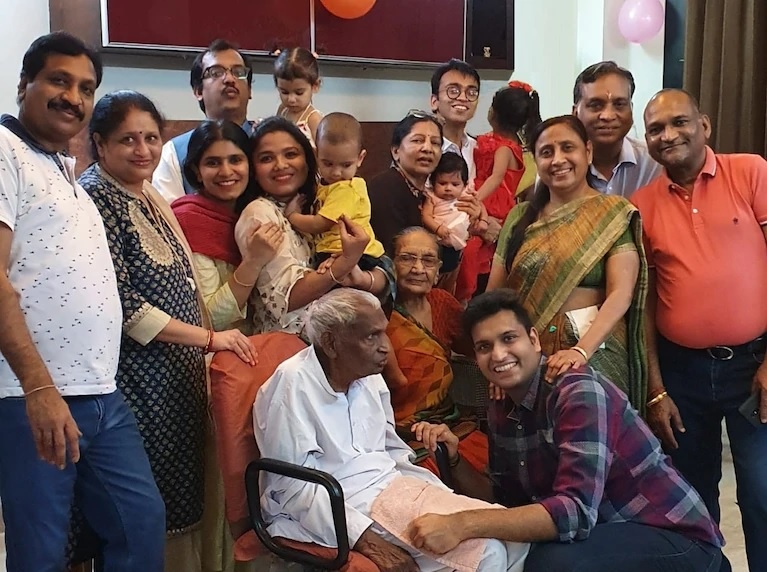 17 nguoi trong gia dinh o An Do cung nhiem virus corona hinh anh