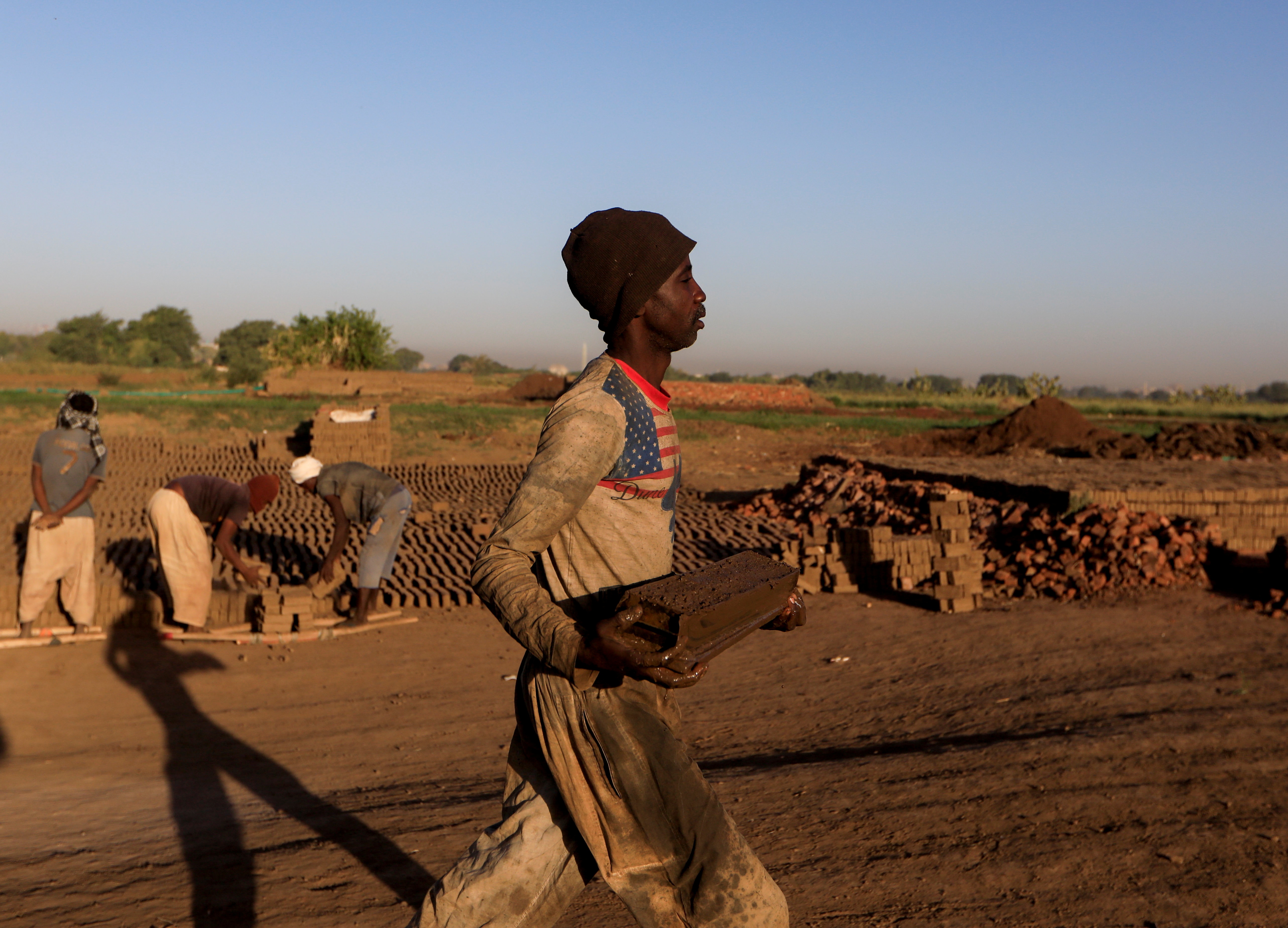 sieu dap Dai Phuc Hung de doa cuoc song nguoi dan anh 6