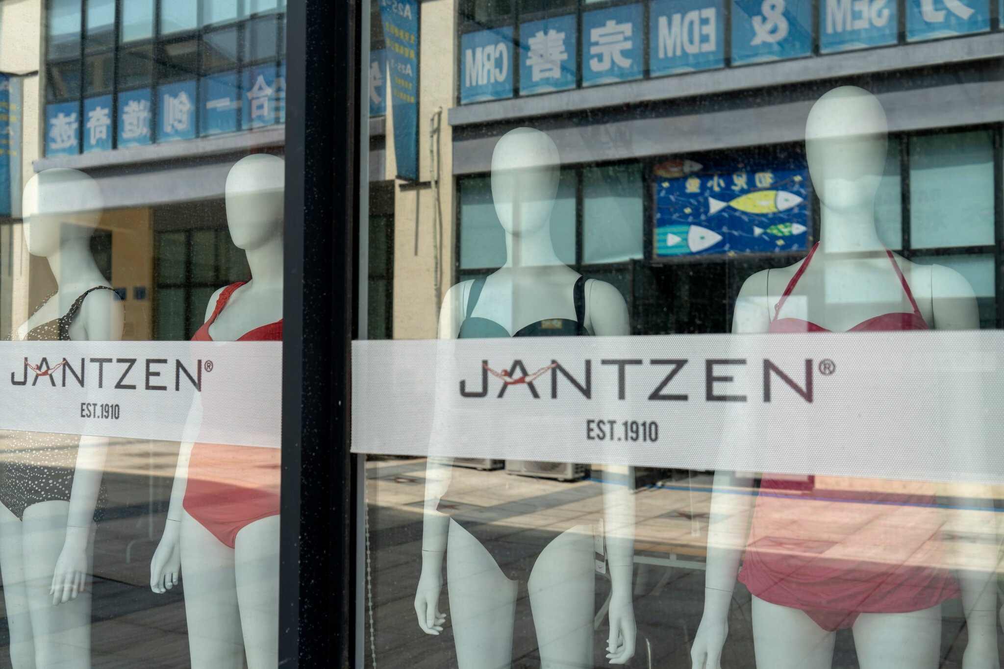 Thu phu do boi Trung Quoc 'mon moi' cho khach hinh anh