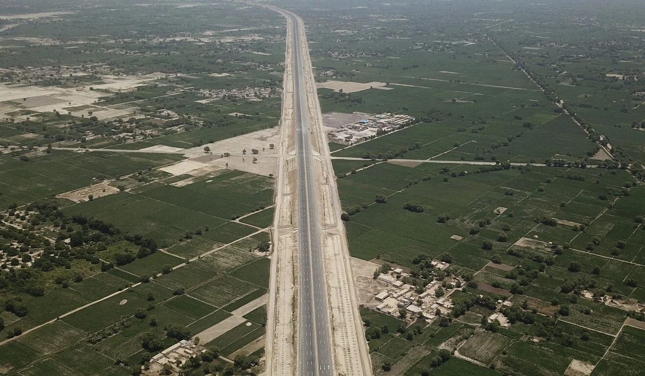 Trung Quoc xay duong o khu vuc tranh chap Pakistan - An Do hinh anh