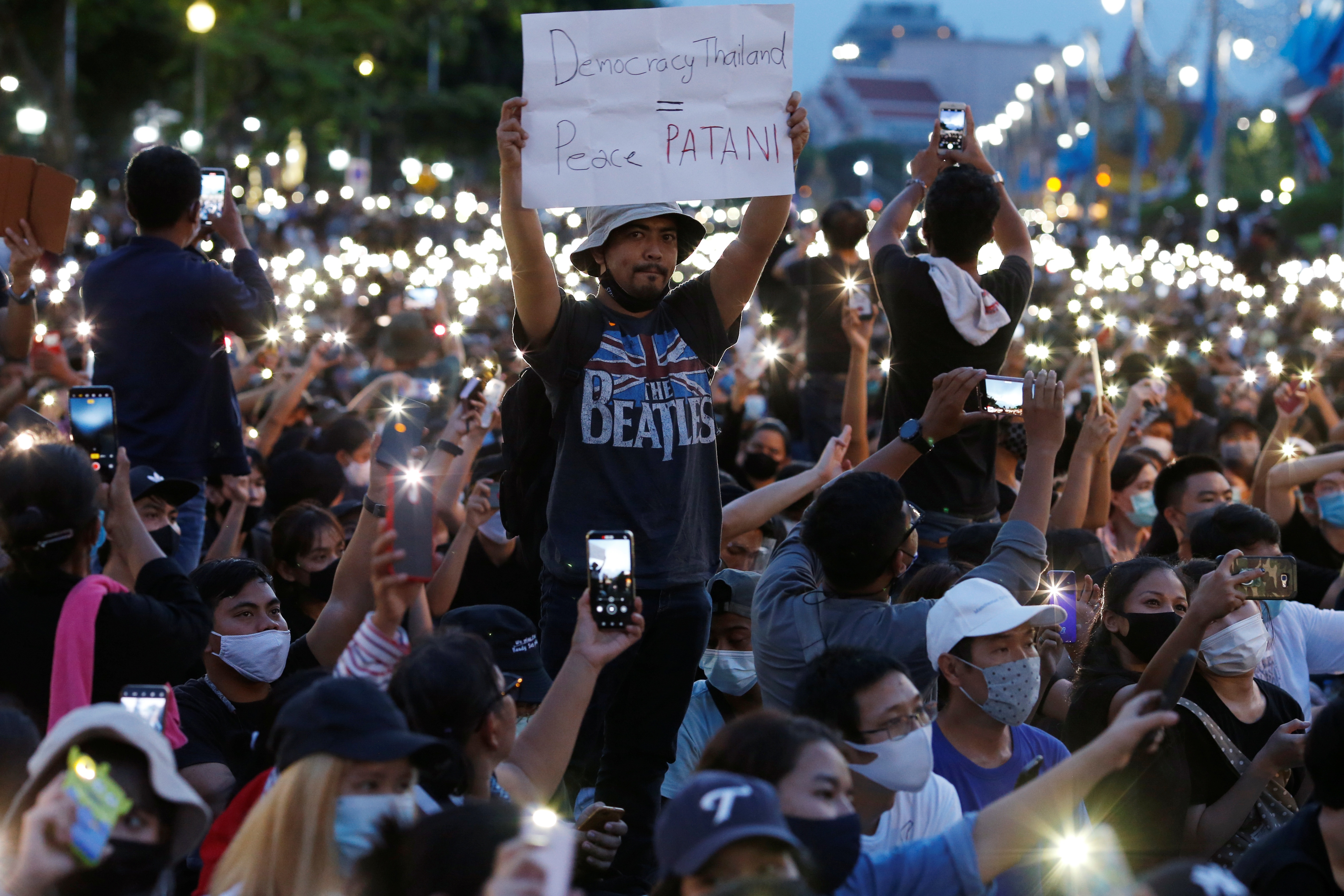 bieu tinh o Thai Lan anh 9