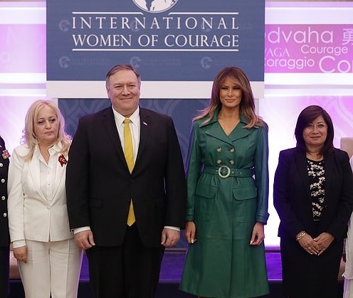 Melania la ngoi sao trong dem thu hai dai hoi dang Cong hoa hinh anh