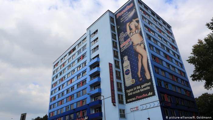 Nha tho Pascha pha san vi Covid-19 hinh anh