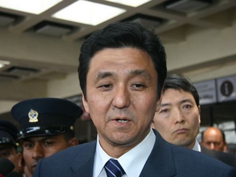 Em trai ong Abe se tro thanh tan bo truong Quoc phong hinh anh