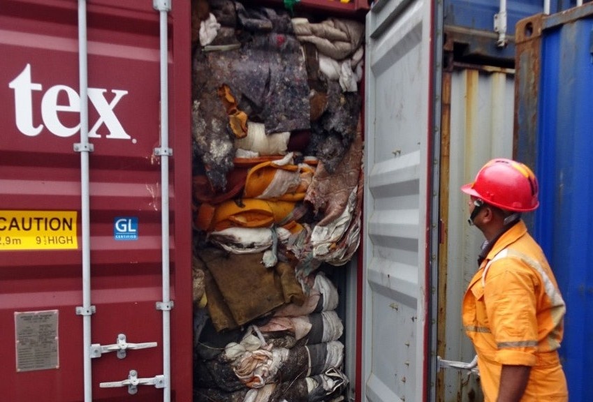 Sri Lanka gui tra Anh 260 tan rac hinh anh