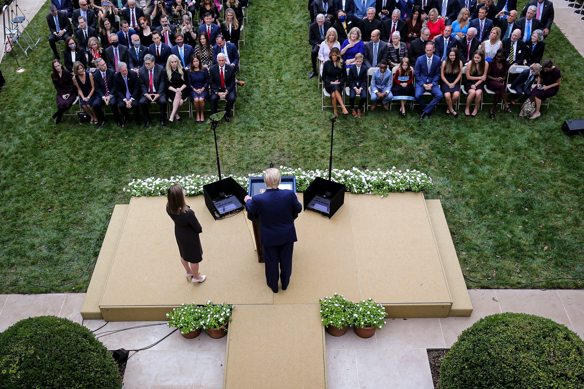 buoi le o Vuon Hong la noi lay virus anh 1