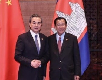 Trung Quoc ky hiep dinh thuong mai tu do voi Campuchia hinh anh