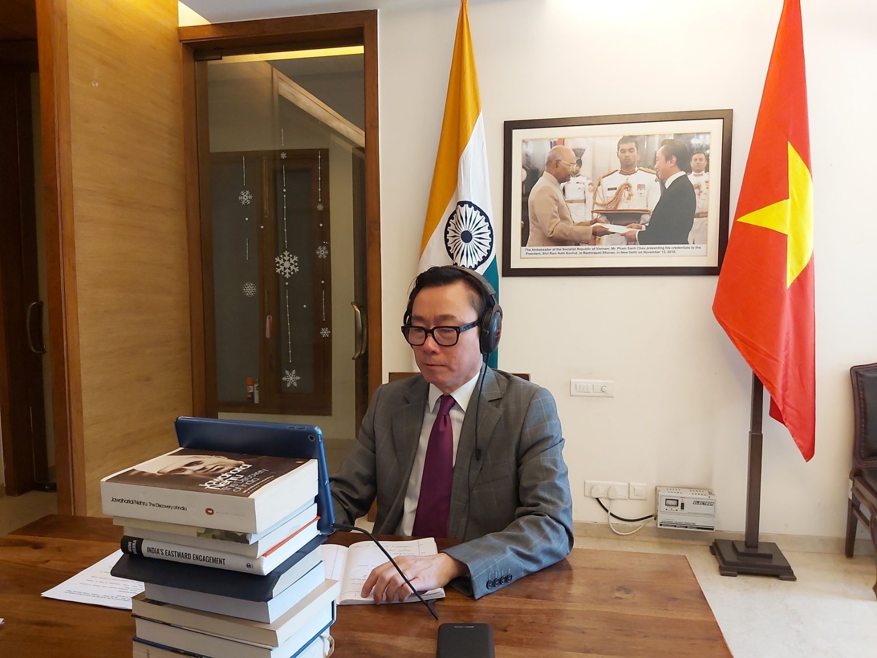 'Voi xu huong dich chuyen cung ung, quan he Viet - An se chat che hon' hinh anh