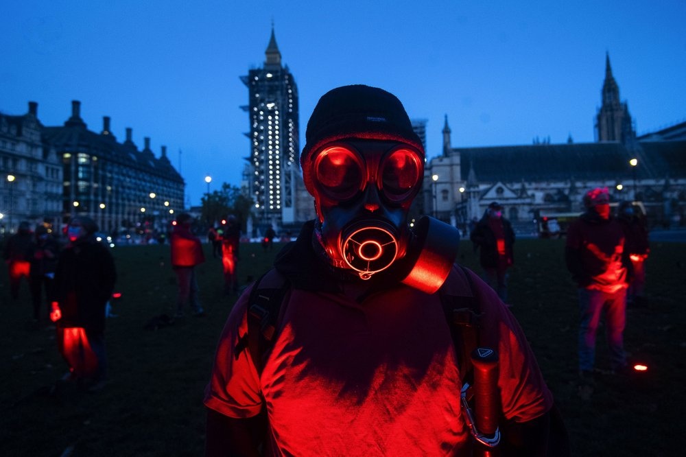 Anh se phong toa toan quoc hinh anh