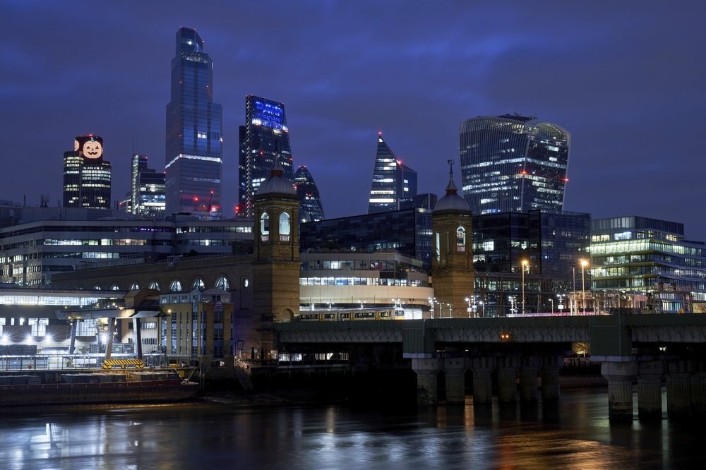 Anh don Halloween truoc phong toa anh 2