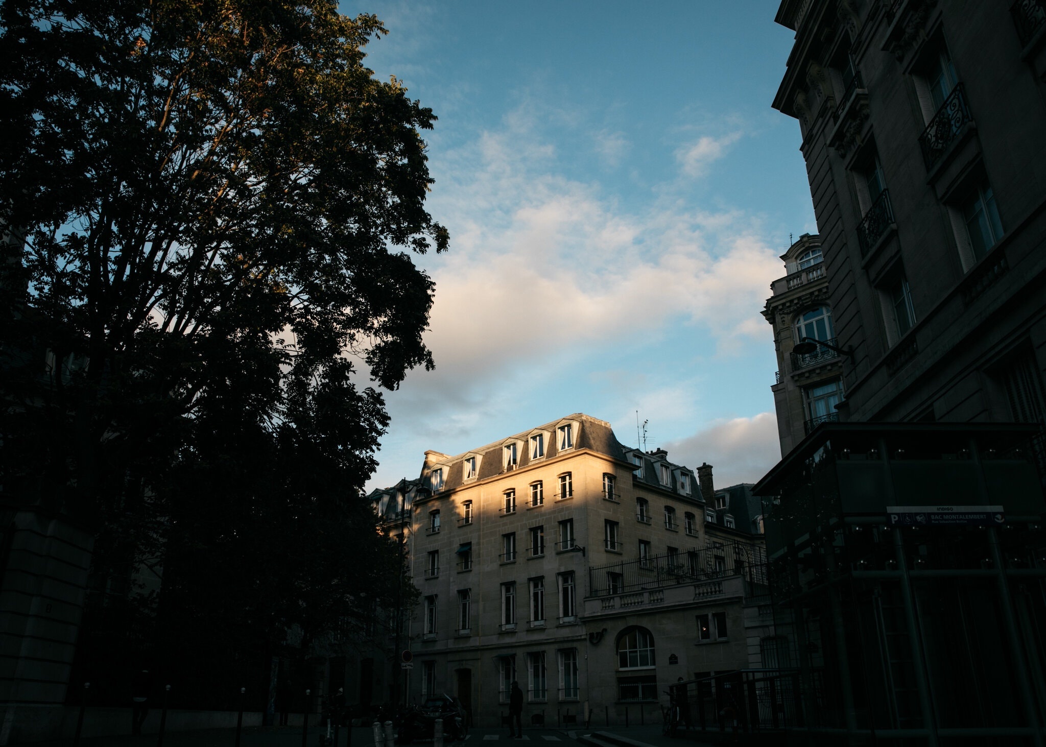 tac gia Phap au dam anh 4