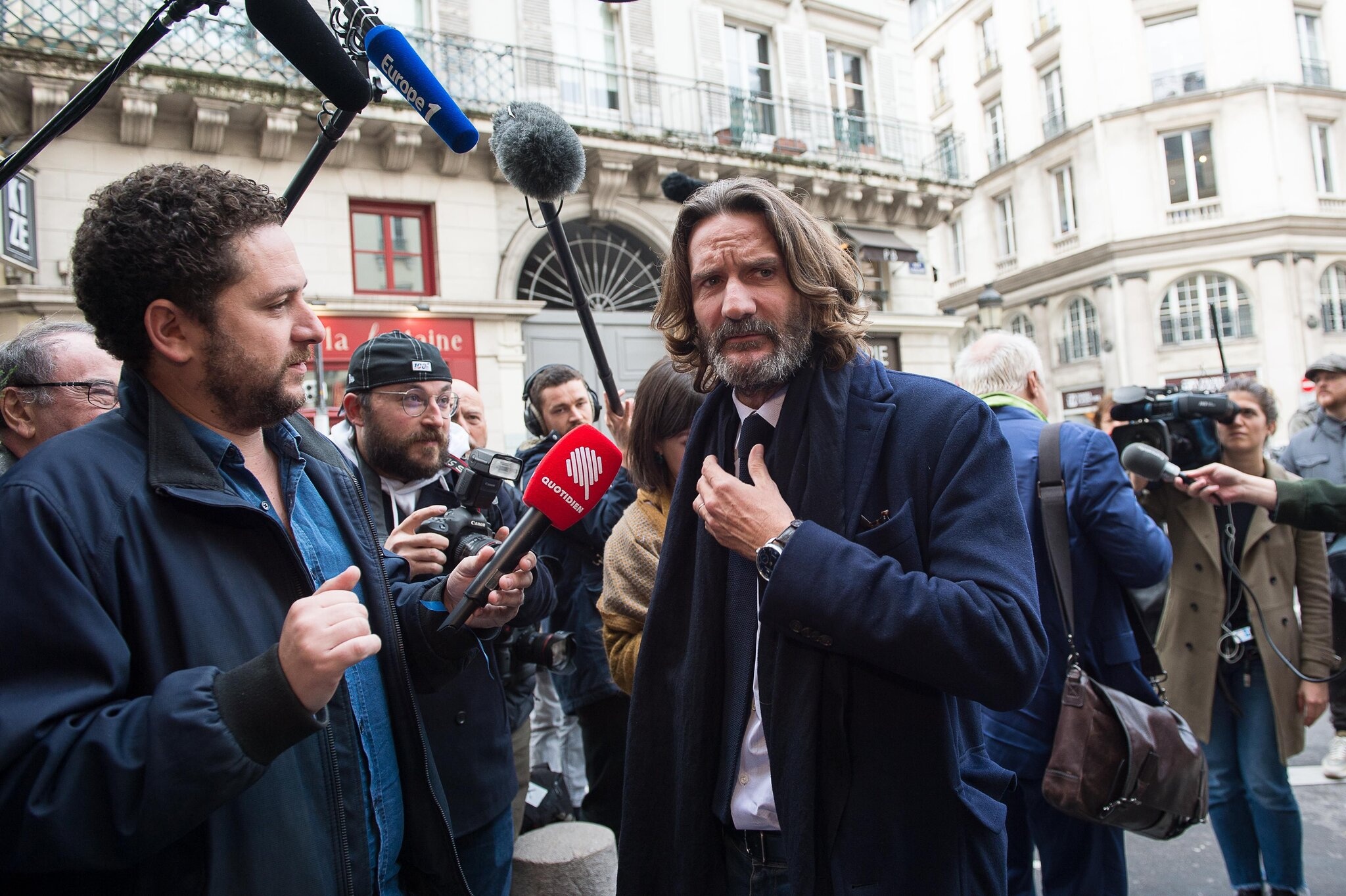 tac gia Phap au dam anh 2