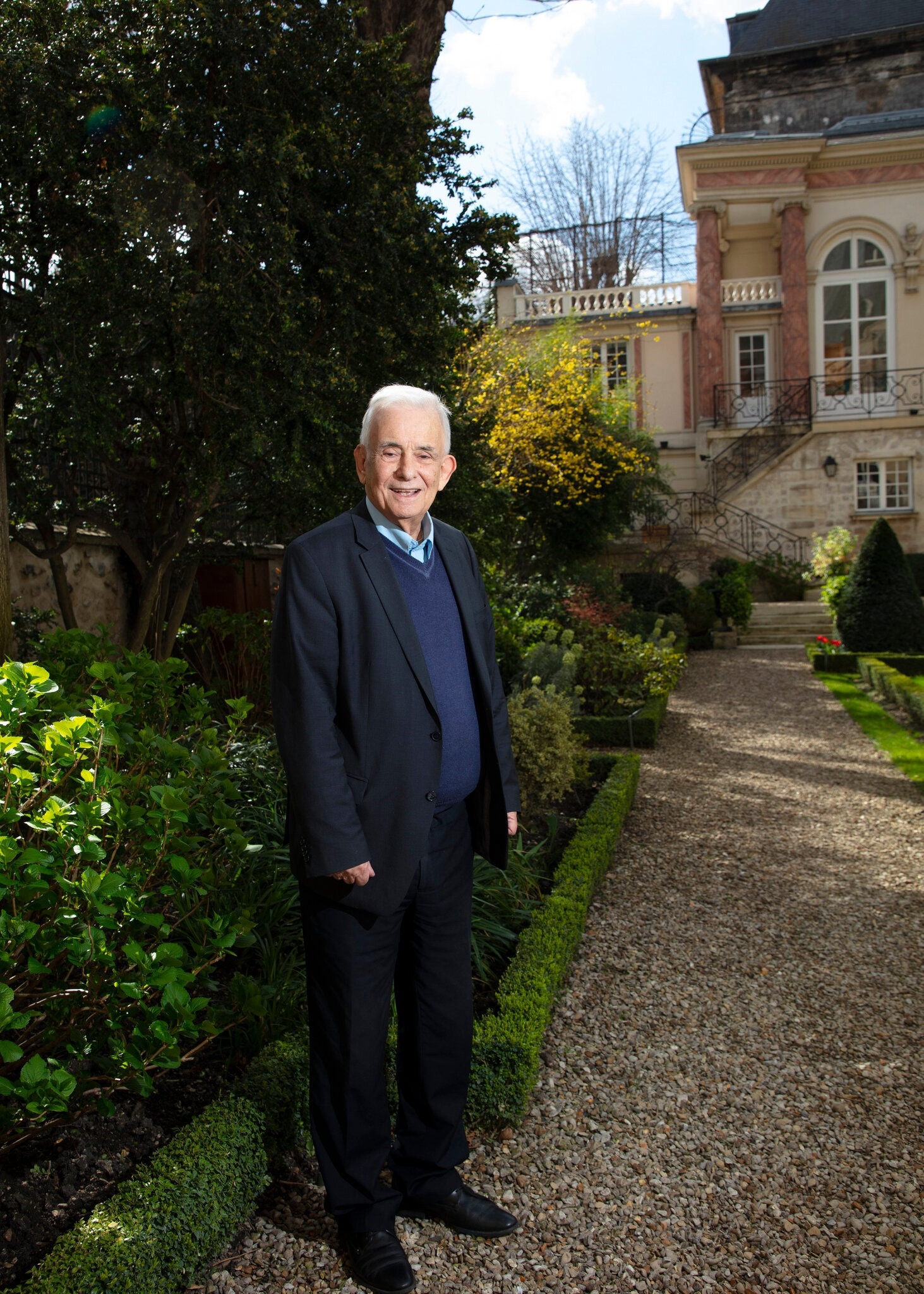 tac gia Phap au dam anh 5