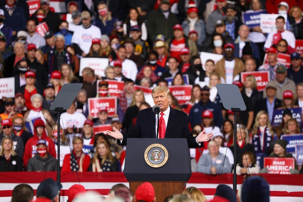 Mot thang chien dau khong co chien thang cua Tong thong Trump hinh anh