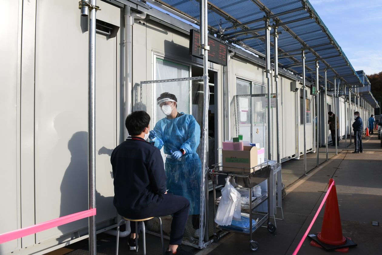 Khong co 'mua dong sach bong Covid' cho chau A hinh anh