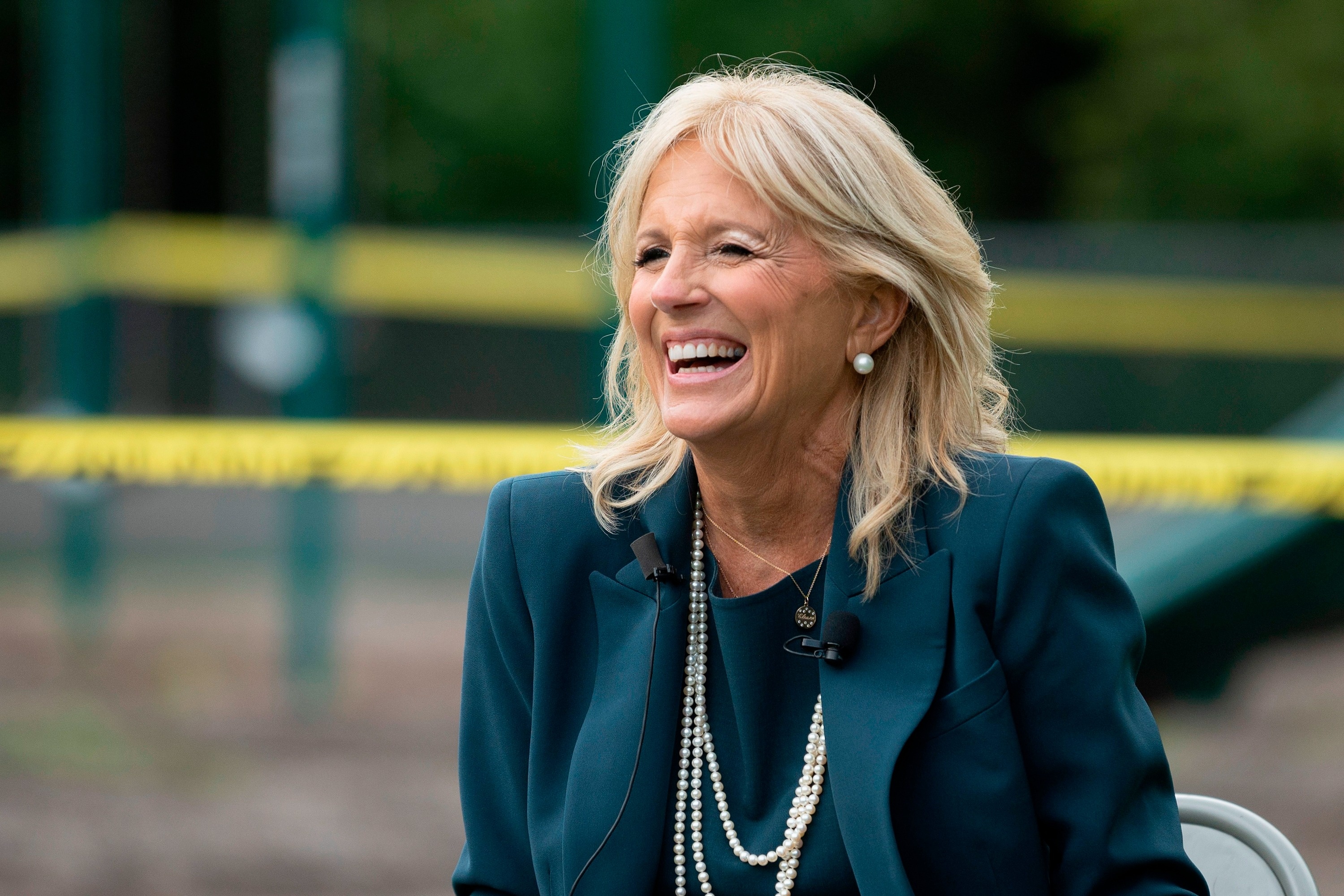 WSJ bi chi trich vi khuyen ba Jill Biden bo danh xung 'tien si' hinh anh