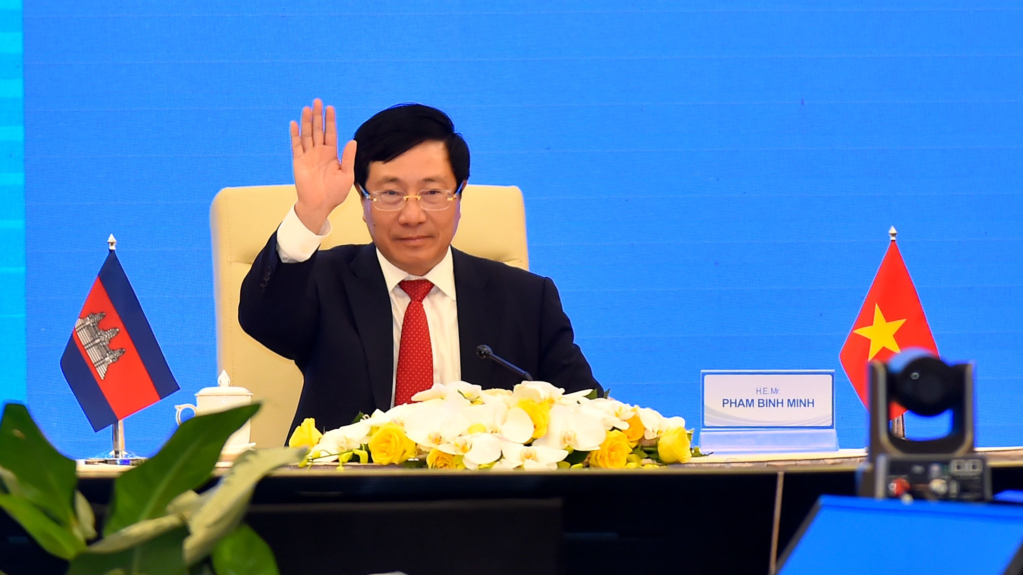 Uy ban Hon hop Viet Nam - Campuchia hop lan thu 18 hinh anh