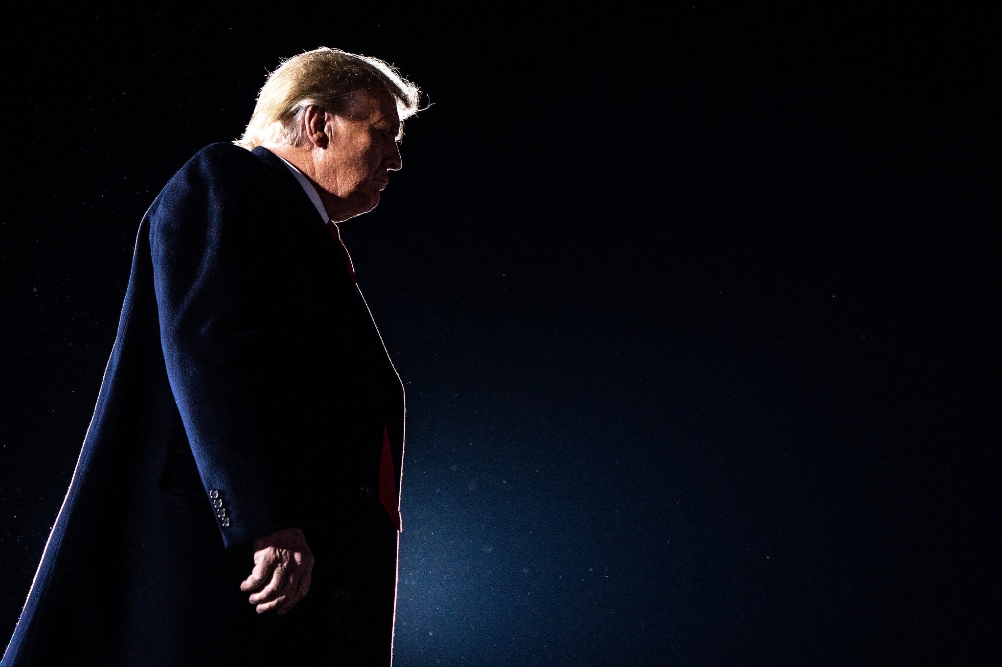 Ong Trump can nhac viec tu an xa hinh anh