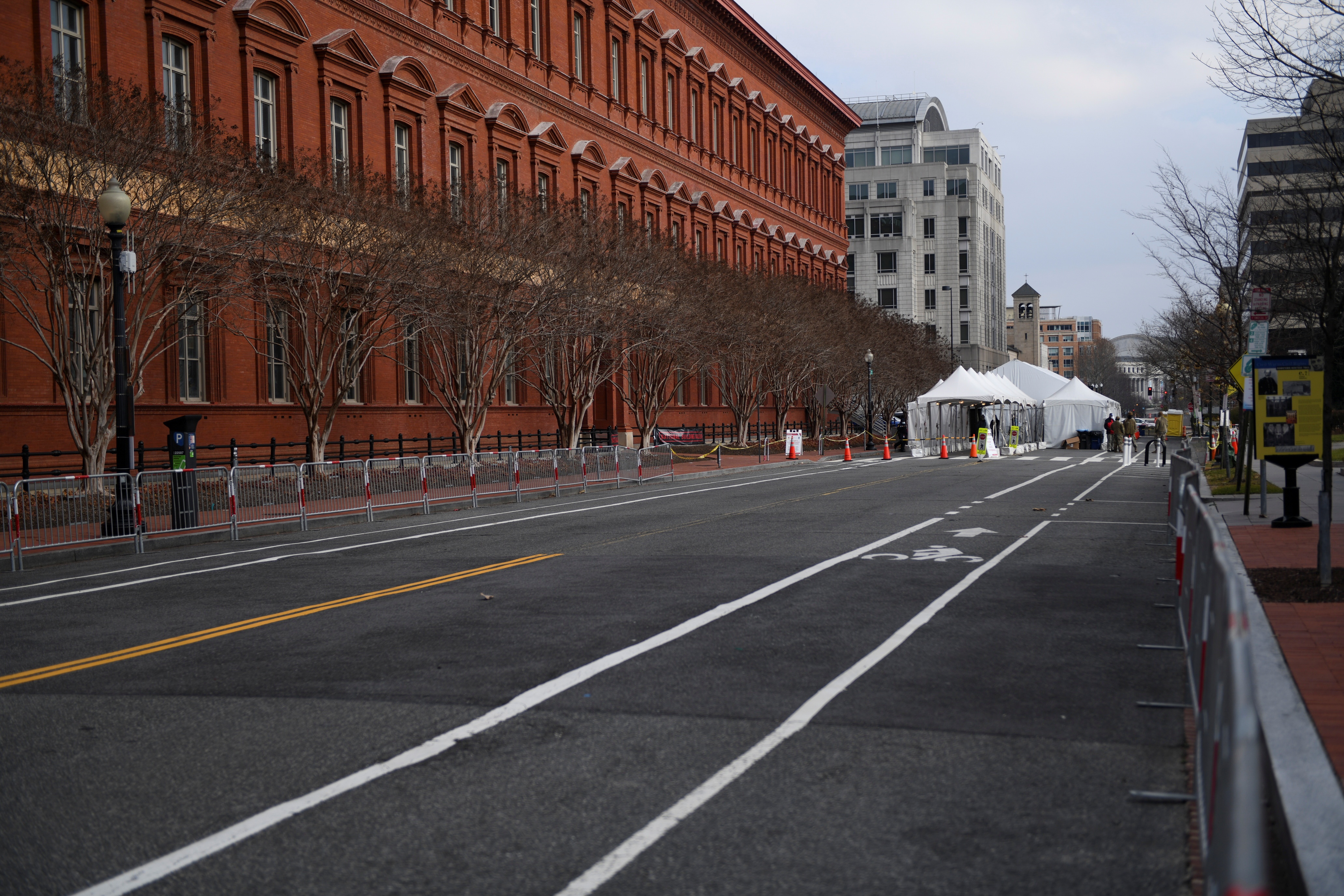 Washington tang cuong an ninh truoc le nham chuc anh 9