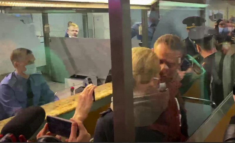 Navalny bi bat anh 2