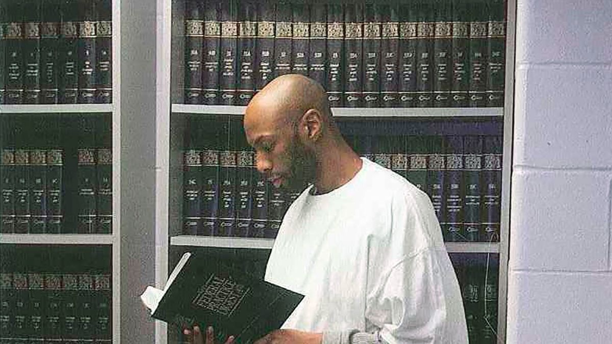 Tham phan Toa Toi cao chi trich viec tu hinh vao 'phut cuoi' nhiem ky hinh anh