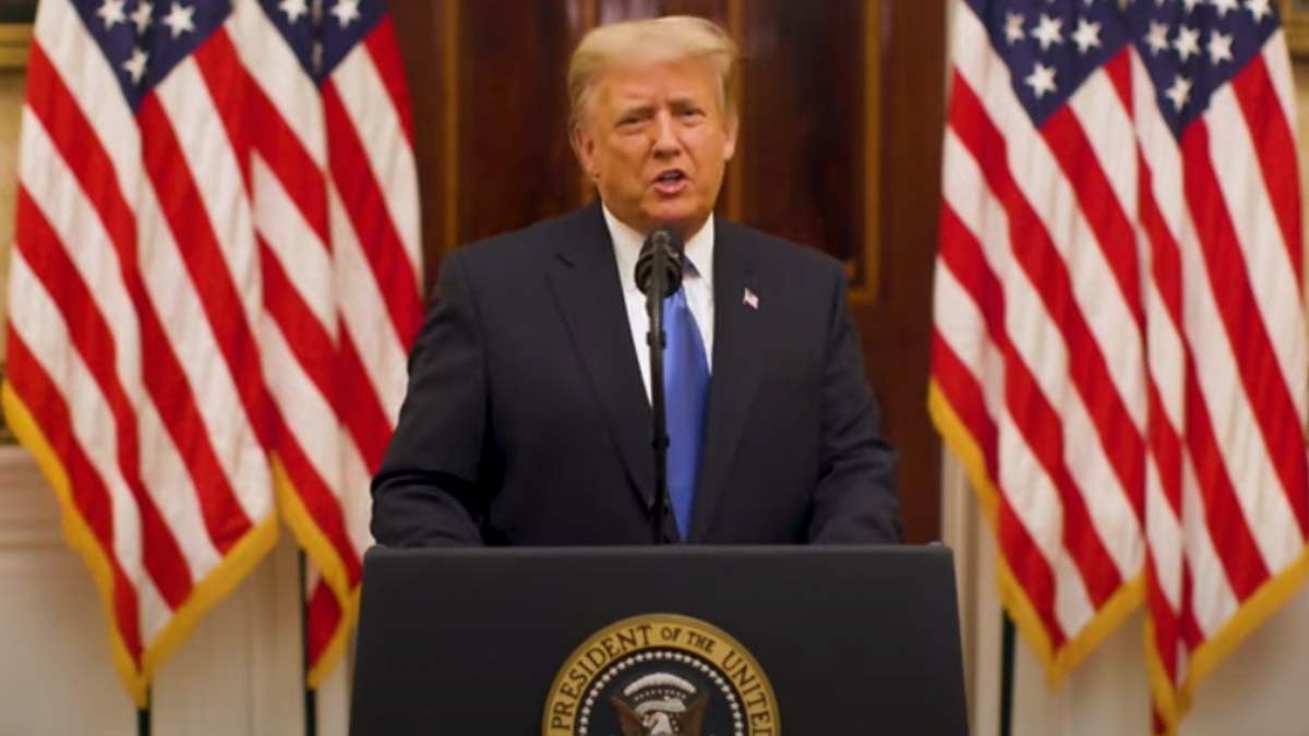 Ong Trump chia tay dan My, chuc nguoi ke nhiem may man hinh anh