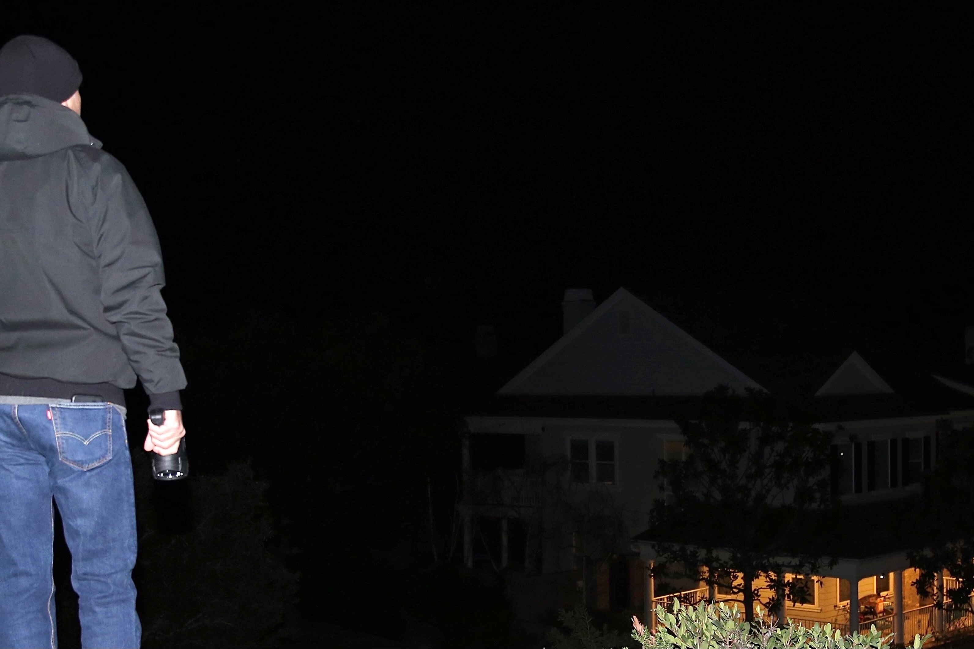 nguoi chau a bi tan cong o my anh 7