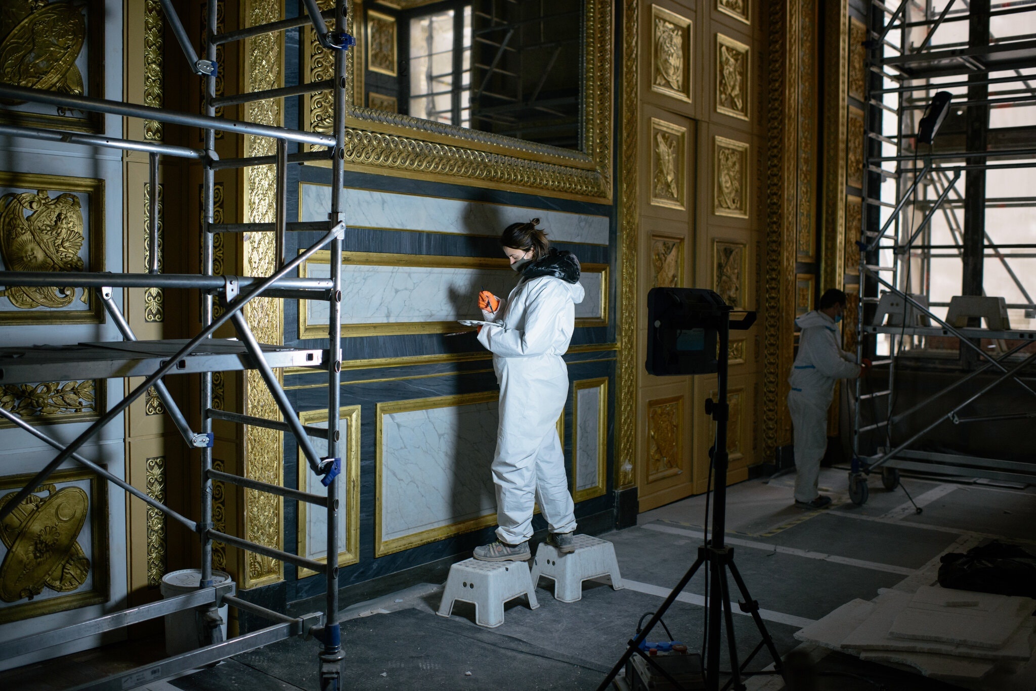 bao tang Louvre dong cua anh 9