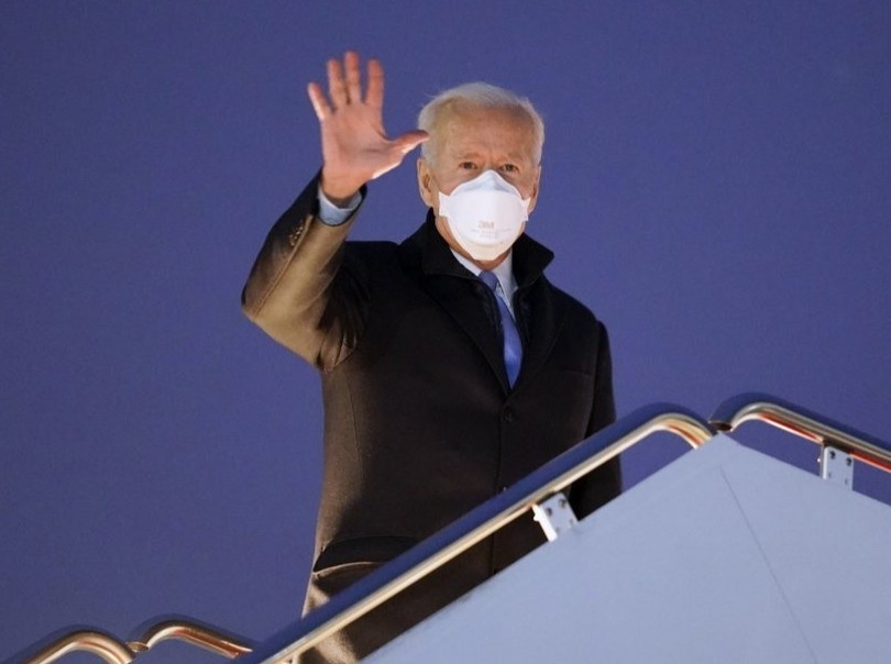 Tong thong Biden noi ve 'chuong dang buon' sau khi ong Trump trang an hinh anh