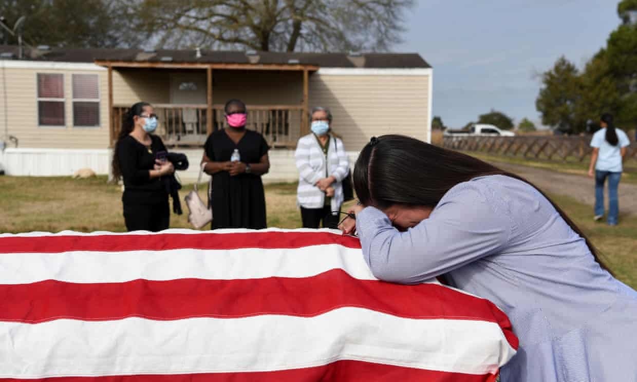 My vuot moc 500.000 nguoi chet vi Covid-19 hinh anh