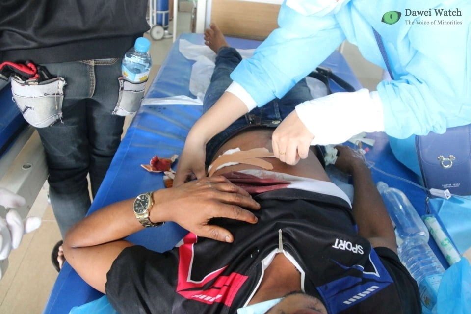 ngay dam mau trong bieu tinh Myanmar anh 13