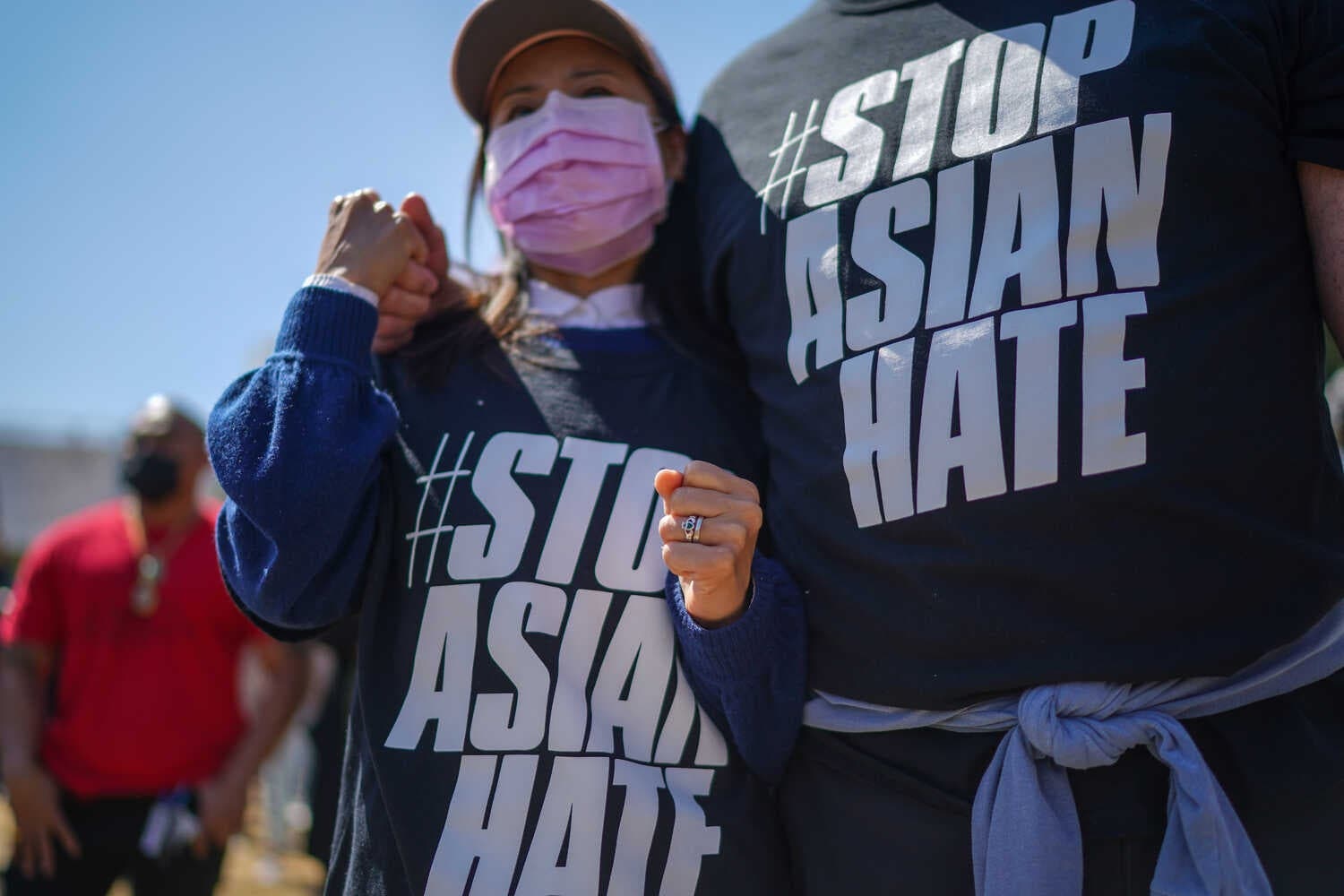 Bieu tinh suc soi khap nuoc My chong dai dich thu ghet nguoi goc A hinh anh