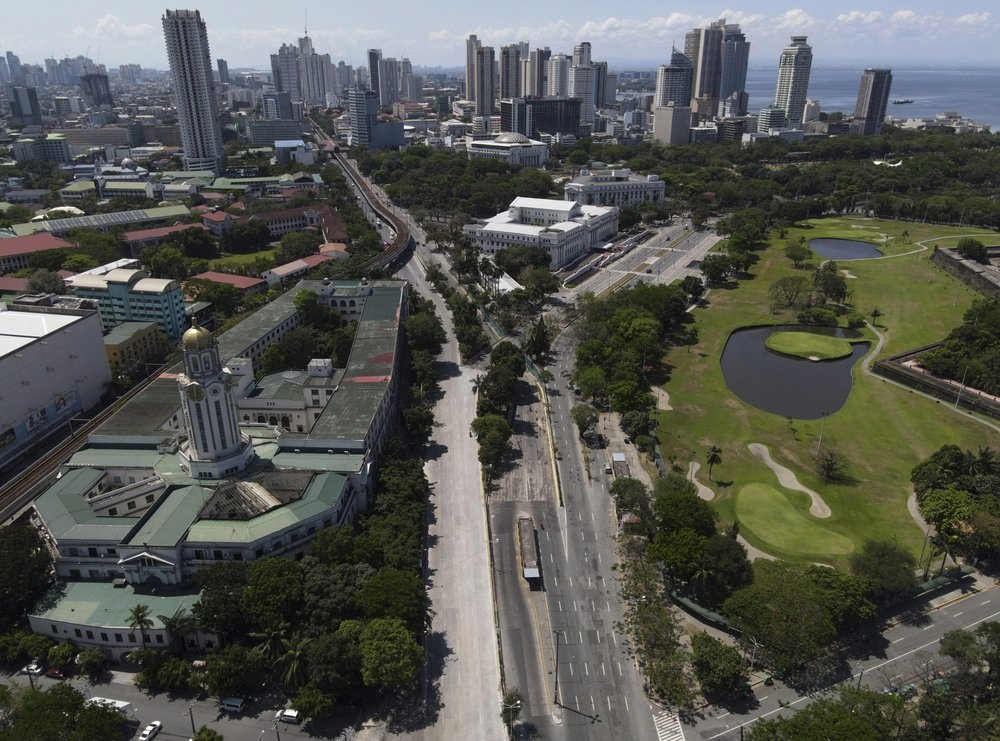 Manila giua phong toa anh 2