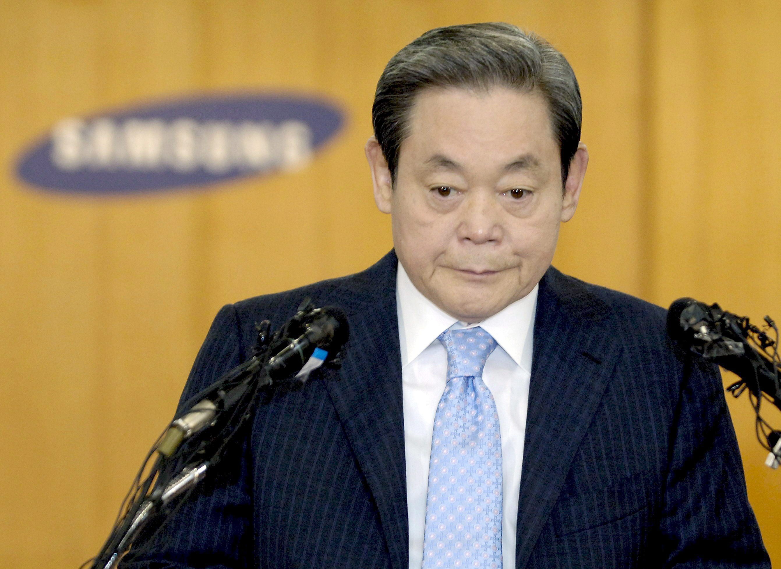 Gia dinh co chu tich Samsung tra hon 10 ty USD thue thua ke hinh anh