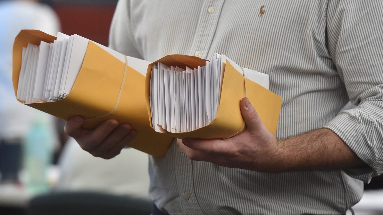 Cu ong Pennsylvania dung phieu cua nguoi me qua co bau cho ong Trump hinh anh