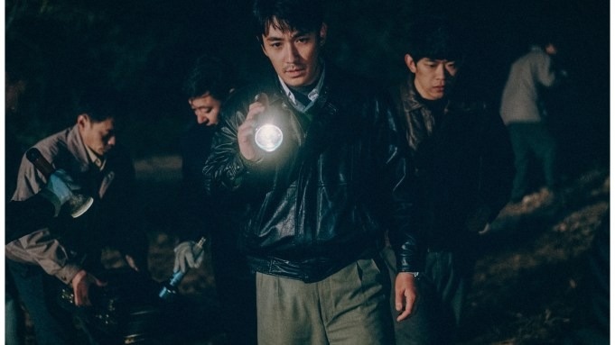 Phim chuyen the dua sach cua Du Hoa vao danh sach ban chay hinh anh