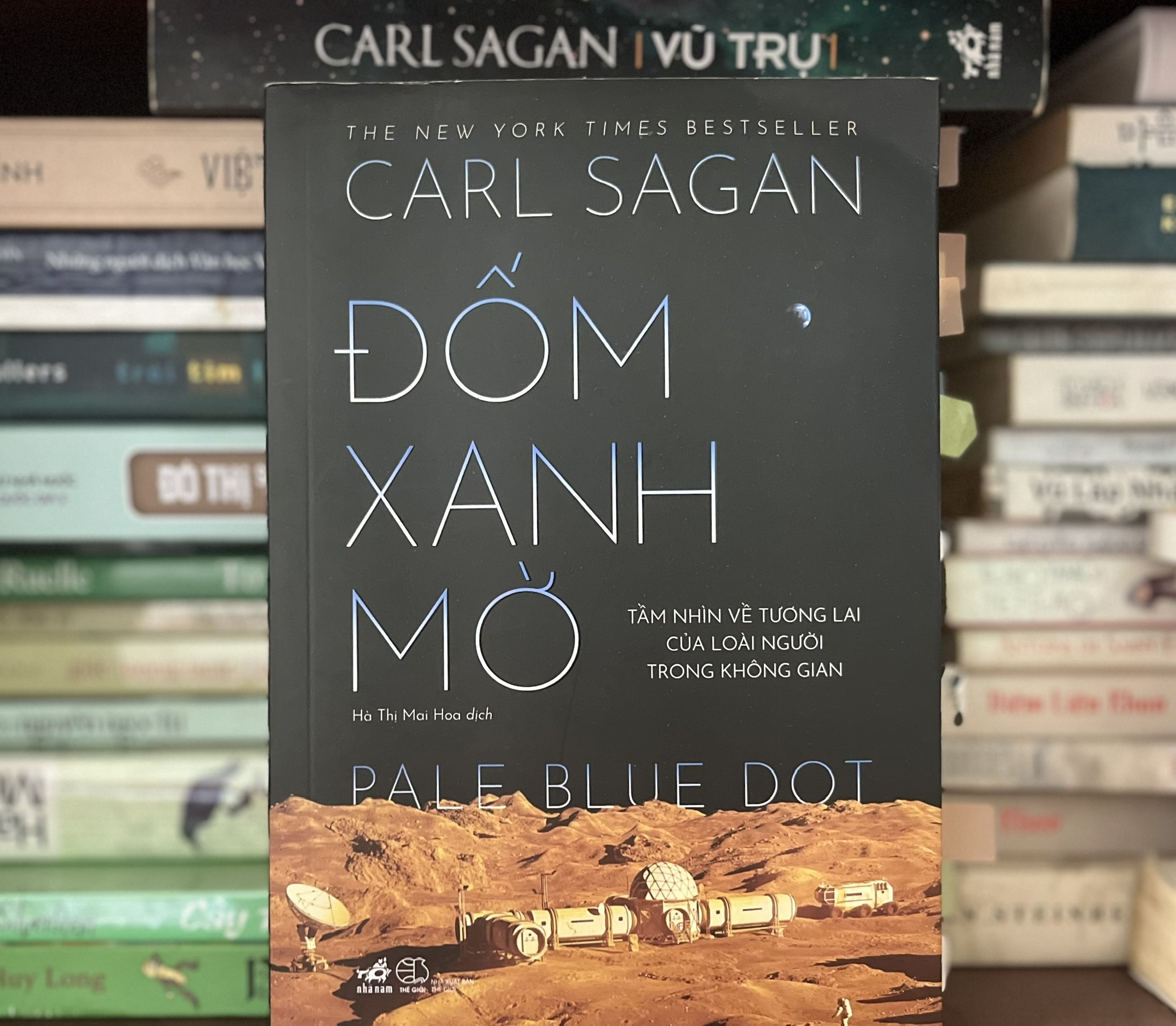 Hoai vong ve Hoa tinh va vu tru cho loai nguoi cua Carl Sagan hinh anh