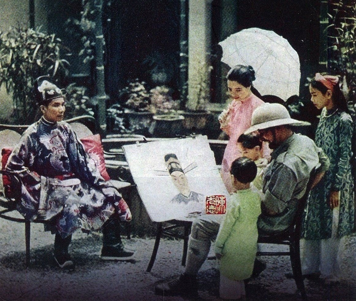 Loi thi tham cua ba nguoi con gai Hue xua hinh anh