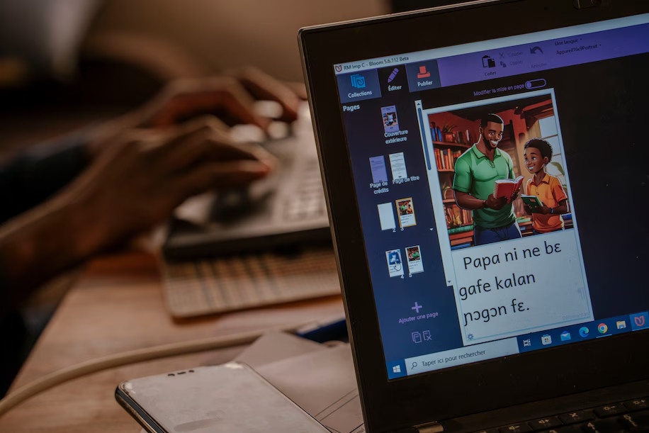 Mali dung AI de dua ngon ngu ban dia den voi hoc sinh hinh anh